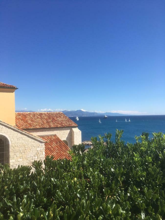 6 Rue De La Tourraque Apartment Antibes Exterior photo